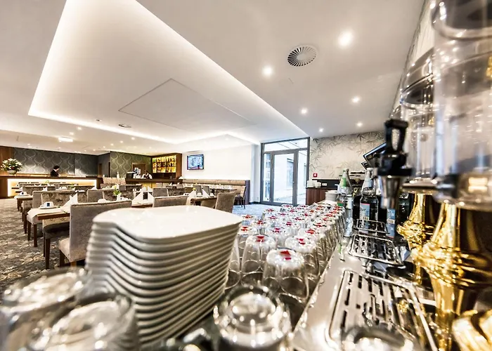 Best Western Plus Royal Suites